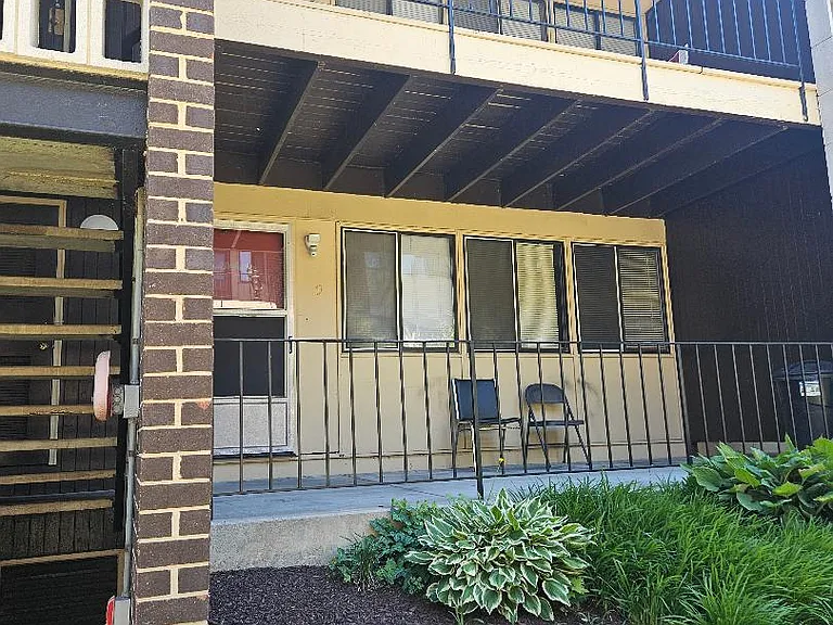 3936 Stone Gate Dr #D — Photo 31