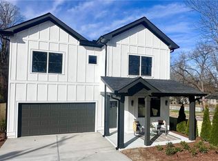 3128 Cedar St, Scottdale, GA 30079