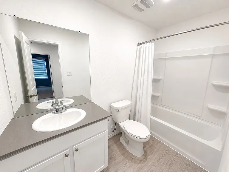 20407 Red Coral — Photo 16