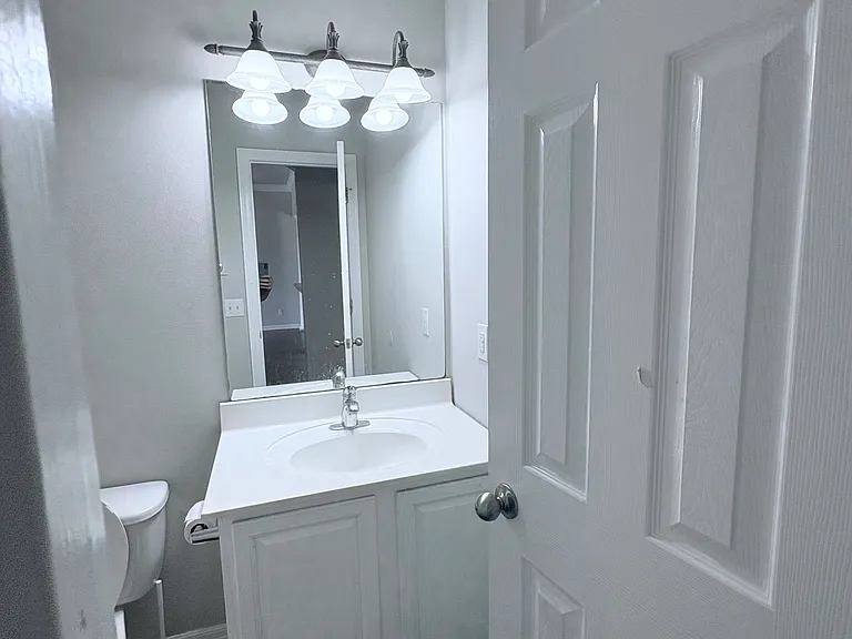 4375 E Holiday Dr — Photo 13