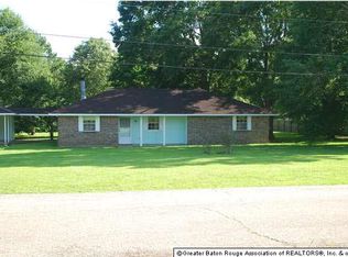 16160 Stubbs Ln, Pride, LA 70770