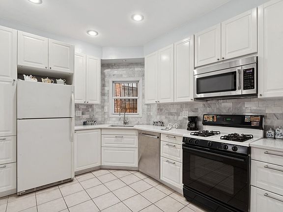 4th image of 102 Palisade Ave Unit 1R