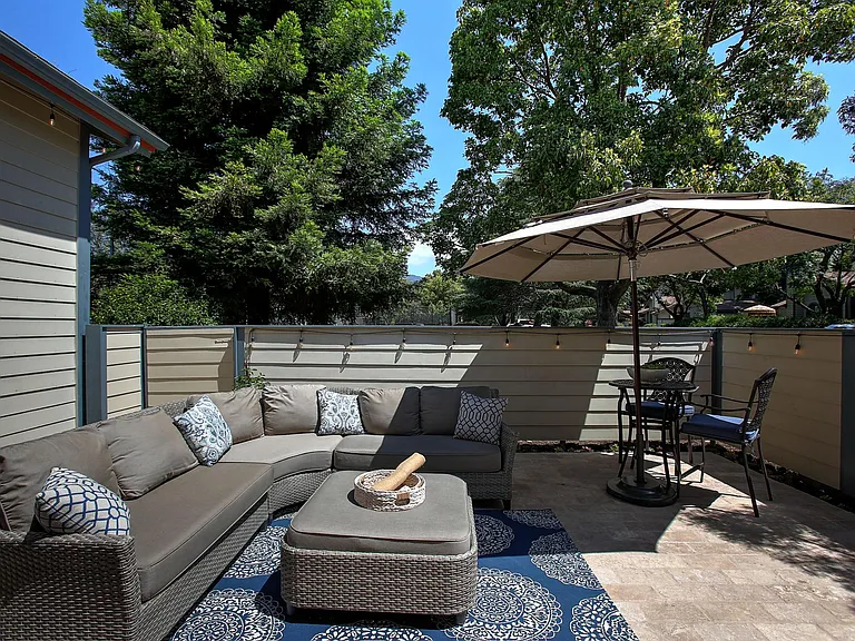 5341 Traci Dr — Photo 4