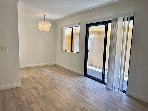 2nd image of 2204 S Beverly Glen Blvd #102