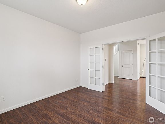 4th image of 18910 SE 41ST Drive