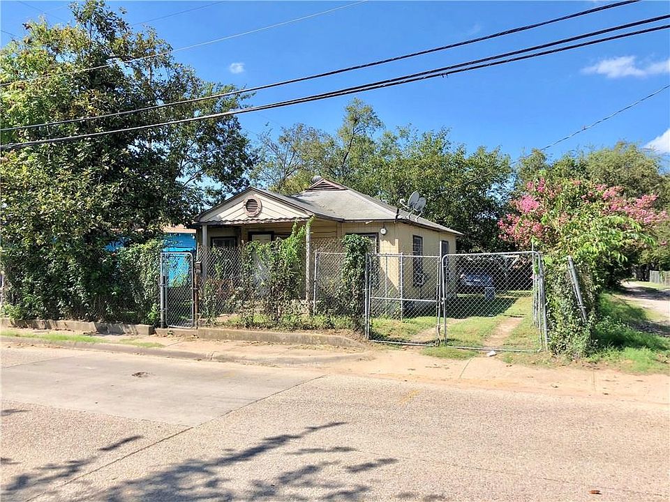 2nd image of 3011 El Benito Dr