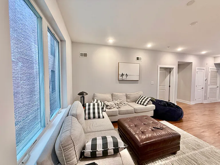 330 Cambridge St #O2B — Photo 11