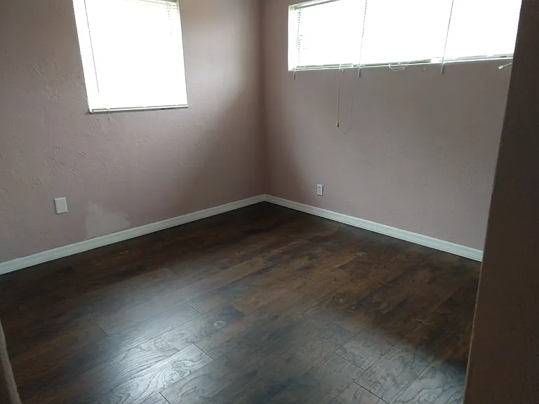 735 Fairmount Rd — Photo 10