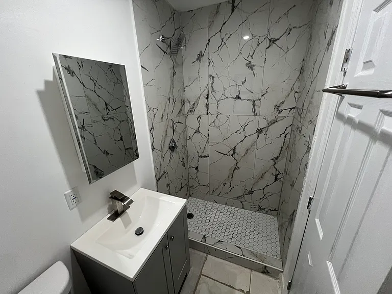49 NW 30th Ave #2 — Photo 21