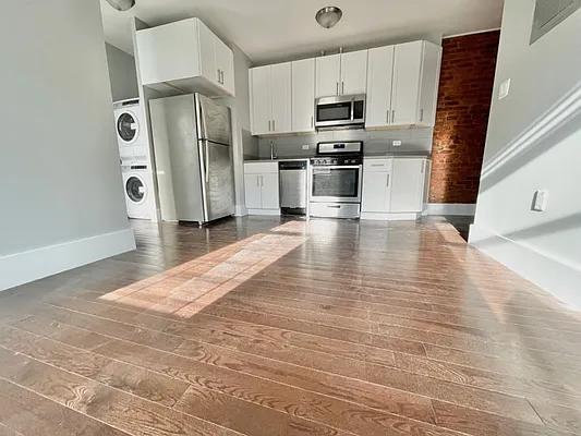 Rented by Bohemia Realty Group | media 5