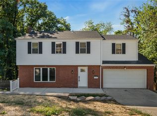 1349 Pesavento Dr, Bridgeville, PA 15017