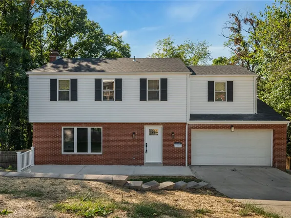 1349 Pesavento Dr, Bridgeville, PA 15017