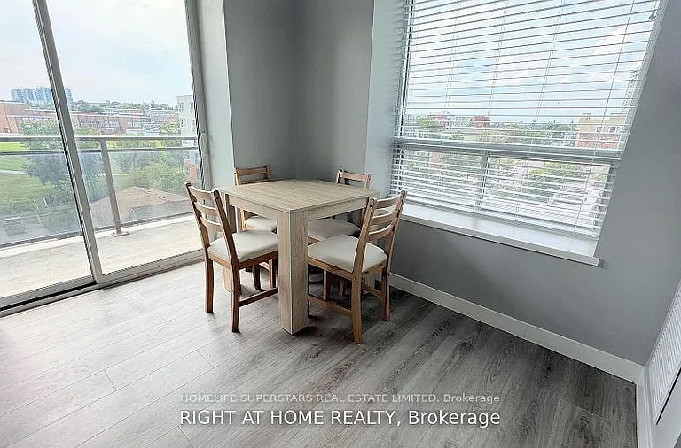 318 Spruce St #507 — Photo 8