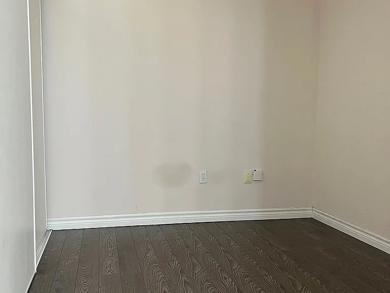 8 Pemberton Ave #103 — Photo 3