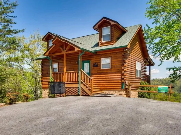 4185 Chamberlain Ln, Sevierville, TN 37862