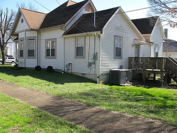 3rd image of 212 Lincoln Ave N