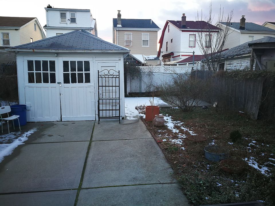 1st image of 9012 181st St