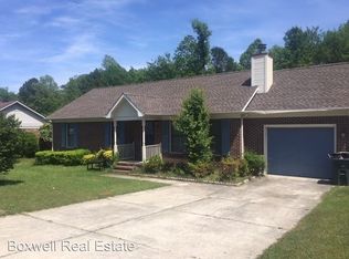 5030 Summer Ridge Rd, Fayetteville, NC 28303