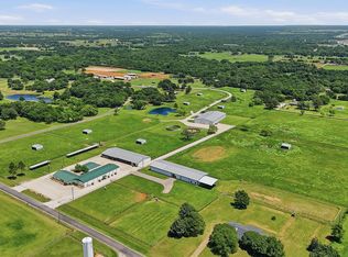 1030 Roland Rd, Whitesboro, TX 76273