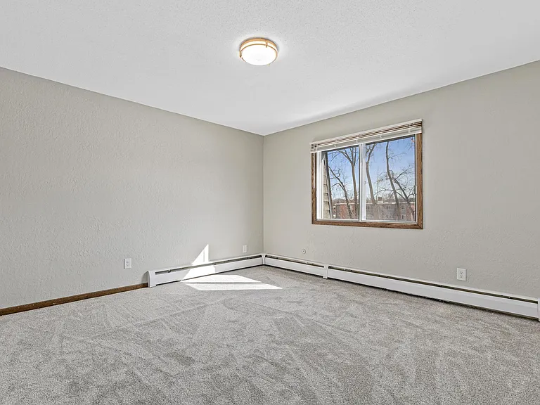 2210 Eldridge Ave E #206 — Photo 8
