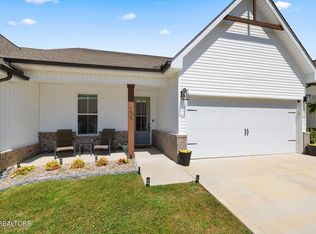 179 Creekside Way, Lenoir City, TN 37771