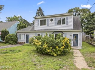 21 Fairway Drive, Toms River, NJ 08753