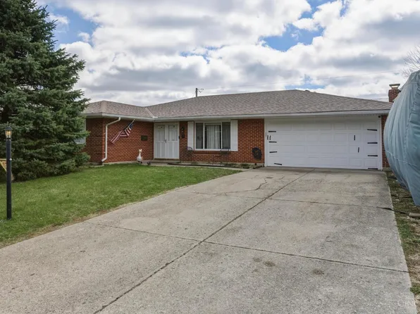 462 Faculty Dr, Fairborn, OH 45324