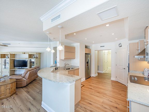 5th image of 3245 Atlantic Ave #601