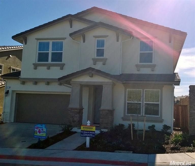 1st image of 1421 N Cummings Way