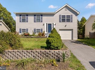 65 Moonlight Ln, Martinsburg, WV 25404