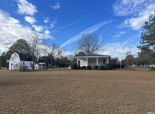 444 E Stewart St, Coats, NC 27521
