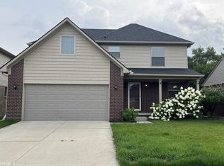 1556 Harvard Dr, Madison Heights, MI 48071