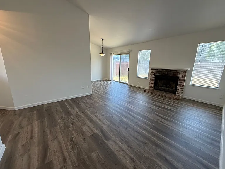 8162 Morgan Hill Way — Photo 4