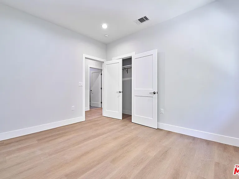 102 Marion Blvd — Photo 38