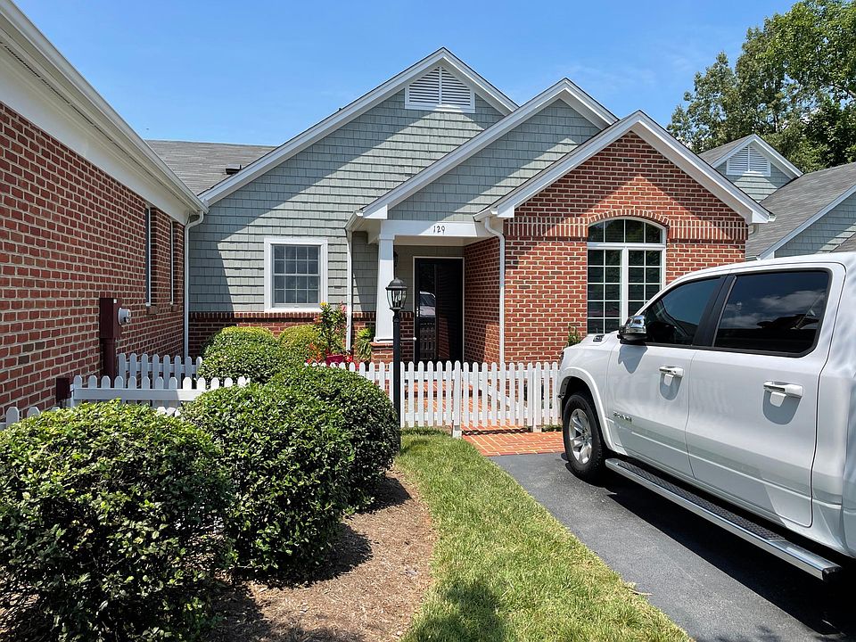 1st image of 129 Village Green Dr