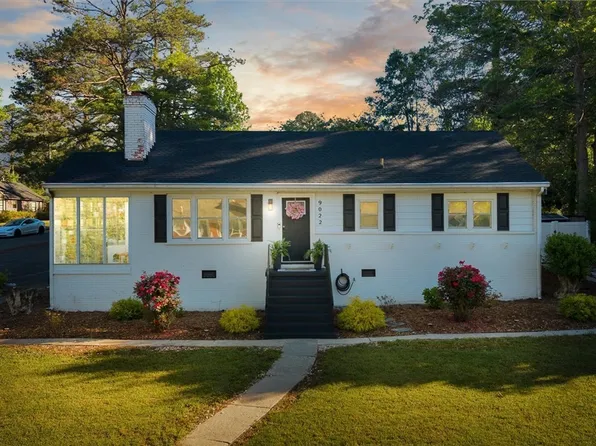 9022 Farmington Dr, Henrico, VA 23229