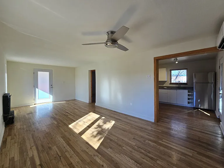 235 Irvine St — Photo 19