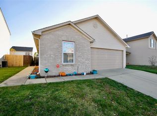 649 Blue Meadow Dr, Greenwood, IN 46143