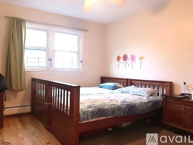 124 Hopkins Ave — Photo 9