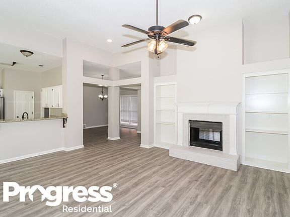4th image of 8470 Kings Trail Dr