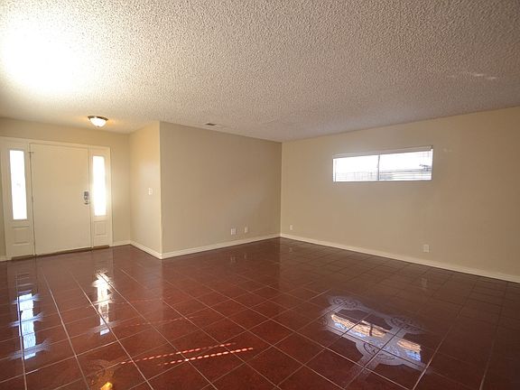 2nd image of 8106 Lou Dillon Ave