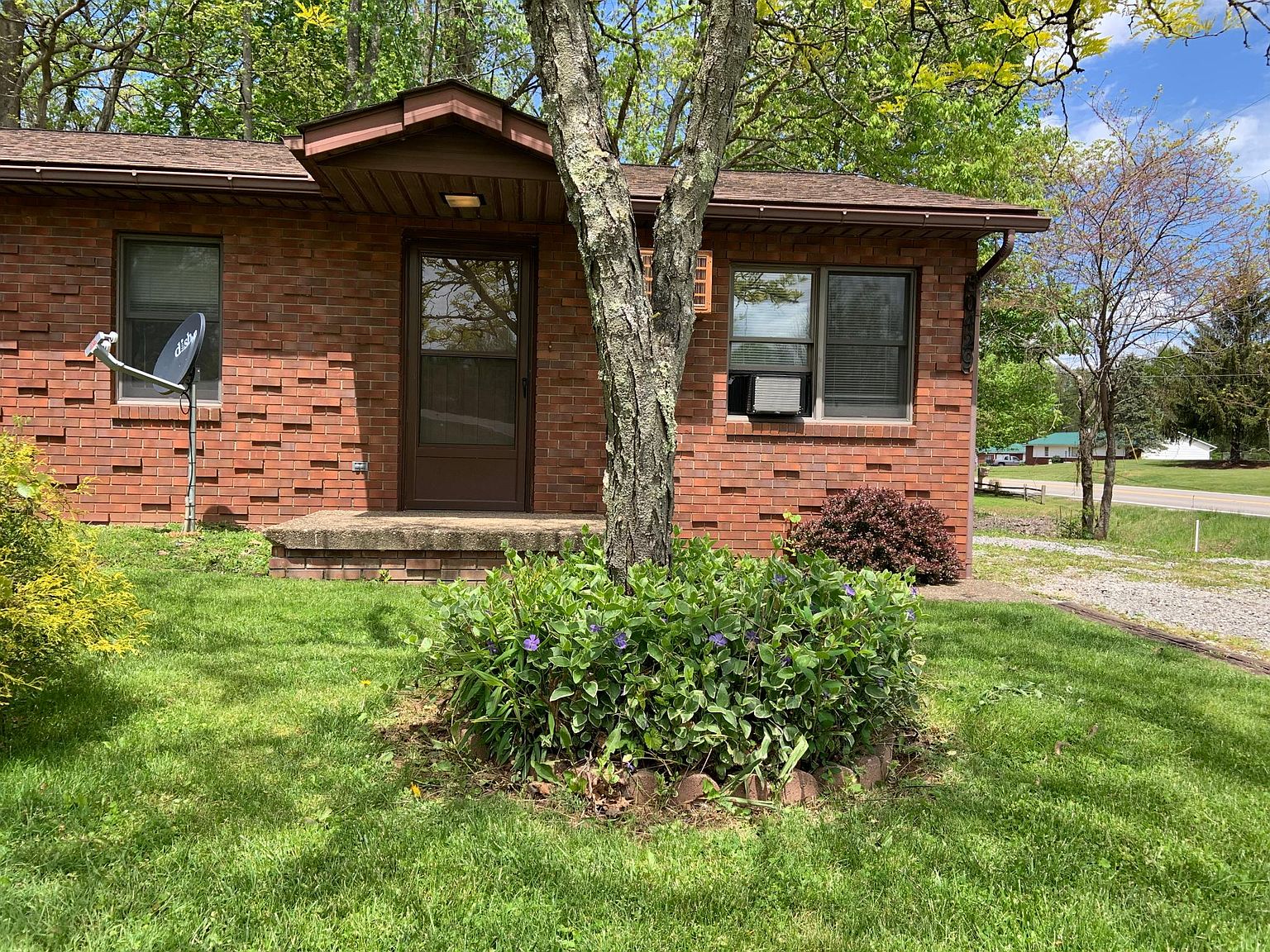 60429 Apache Rd APT 1, Senecaville, OH 43780 Zillow