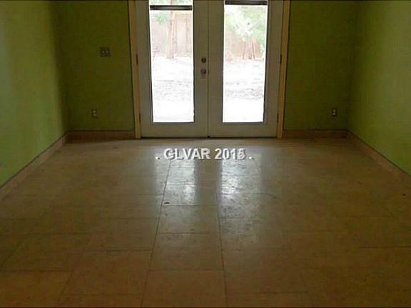 5th image of 10749 Tuscan Ct
