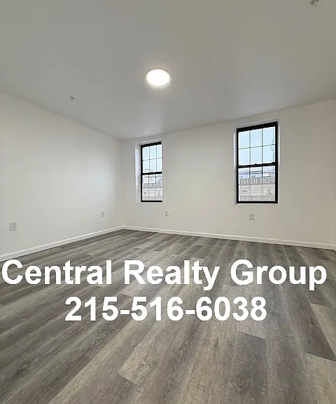 116 W Girard Ave #2 — Photo 3