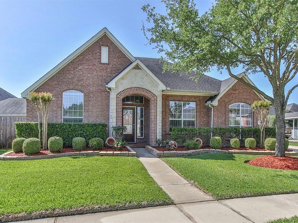 1st image of 15102 Southern Cypress Ln