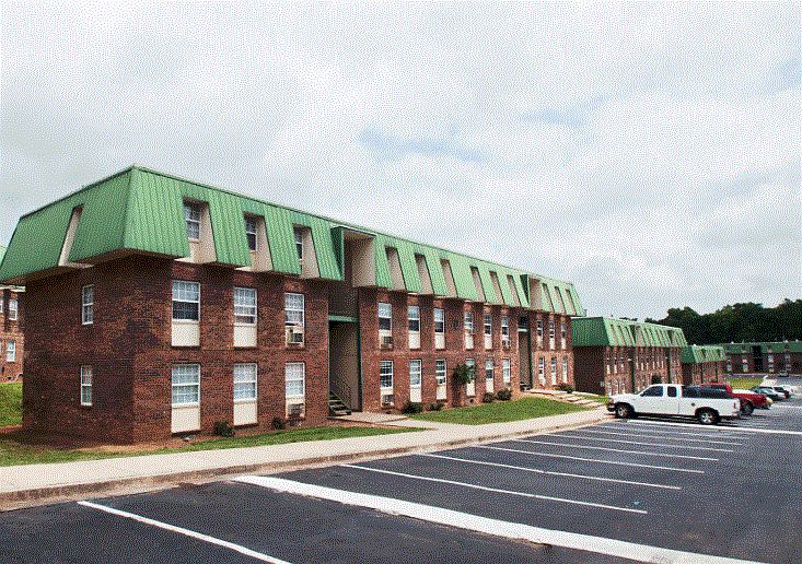 2nd image of 1030 Summit St SE APT F1