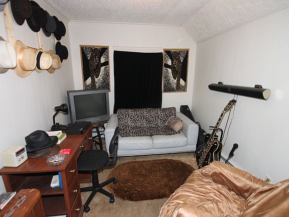 5th image of 3939 Countyline Road