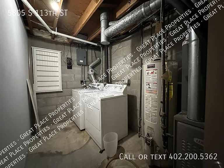 5805 S 113th St — Photo 15
