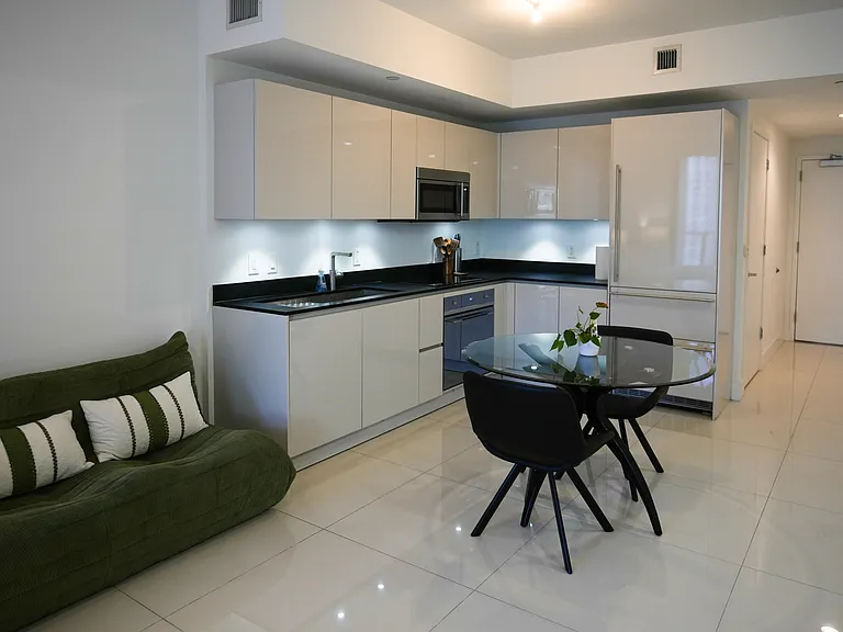 1010 Brickell Ave #2210 — Photo 3