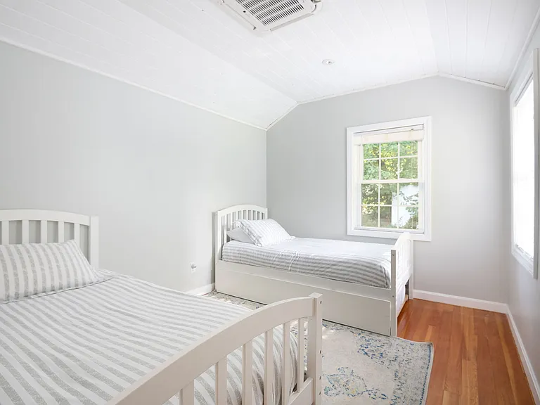 218 Roxy Cahoon Rd — Photo 7